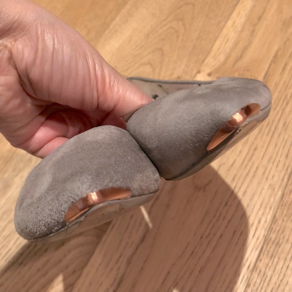 Ted Baker Grey Suede Flats with Rose Gold Details - Picture 5 of 5